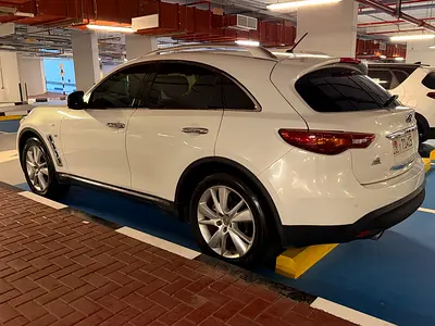 صورة 2 لـ 2016 Infiniti QX70