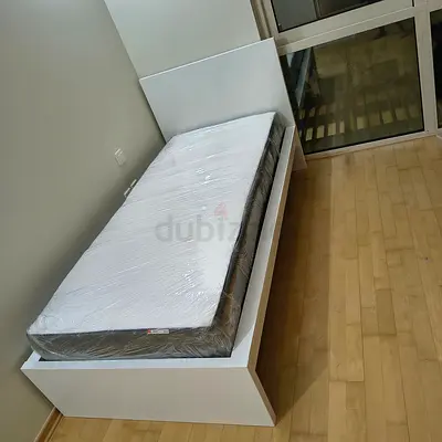 😊Ikea malam single bed (90*200)with  an IKEA mattress