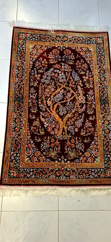 Tree of life  Persian-style silk rug - 3x5ft ft, good condition, good for hanging