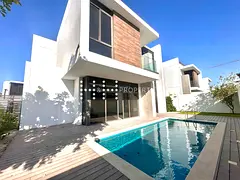 Contemporary 4 Bedroom Villa with private pool