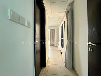 1BR | With balcony| Lake View| Available 1st Oct|