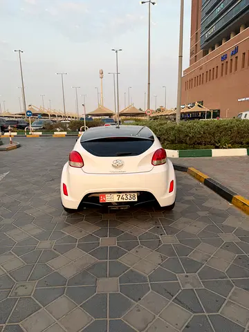 صورة 12 لـ 2015 Hyundai VELOSTER
