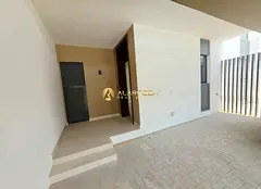 Modern Family Home| Luxury 3BR | Spacious Layout