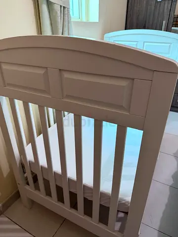 White Wooden Baby Crib with Mattress