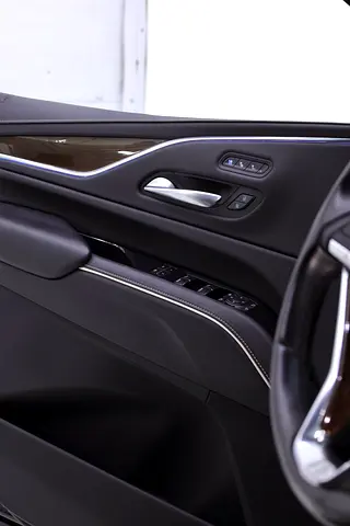 صورة مصغرة 17 لـ 2023 Cadillac ESCALADE
