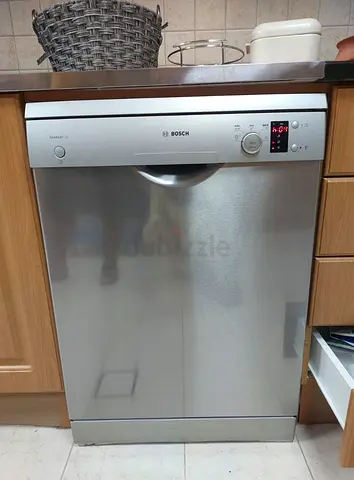 Free Delivery- BOSCH Latest Model Dishwasher With Digital Clock 60x60 cm
