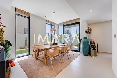 Single Row | Fully Furnished | VOT | Turn-key