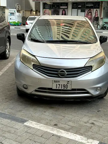 صورة 2 لـ 2015 Nissan VERSA