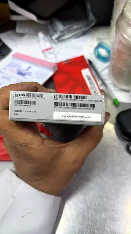 Google Pixel 10Pro XL (sealed box) — unopened device