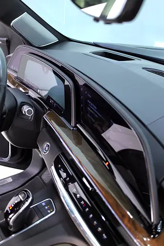 صورة مصغرة 20 لـ 2023 Cadillac ESCALADE