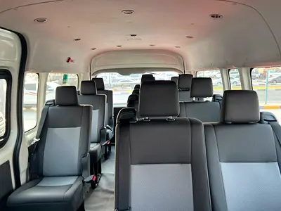 2025 Toyota HIACE — миниатюра 19