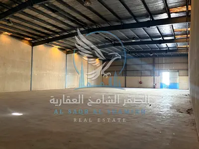 فرصة مميزة مستودع للإيجار في الصناعية 12 بمساحة 10,000 قدم مربع موقع استراتيجي وحيوي مناسب للتخزين والأنشطة التجارية وسهل الوصول موقع متميز