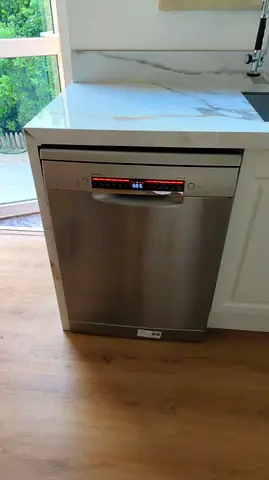 Bosch series 4 dishwasher 3 rack with wi-fi good condition