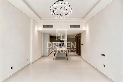 Best Deal | New | Nearby School and Exit and Entry
