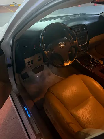 صورة 1 لـ 2007 Lexus IS-SERIES