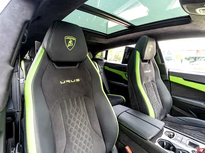 2023 Lamborghini URUS — миниатюра 11