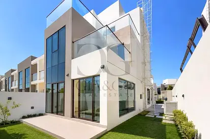 Single Row | Vacant Now | G+2 |