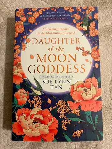 Daughter of the Moon Goddess by Sue Lynn Tan - Paperback