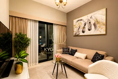 LUXURY FURNISHING | HIGH FLOOR | VACANT