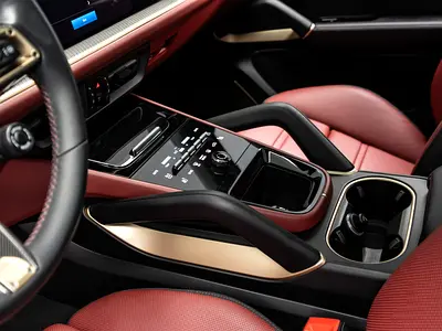 صورة مصغرة 15 لـ 2025 Porsche CAYENNE
