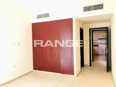 Huge 1BR |Family Building| No parking