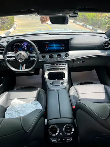 2022 Mercedes-BENZ E-CLASS photo 5