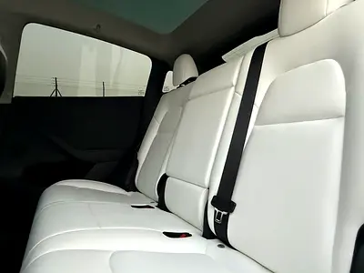 صورة مصغرة 13 لـ 2023 Tesla MODEL Y