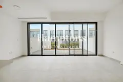 MORTGAGEABLE | SPACIOUS LAYOUT | VALLEY INSIDER