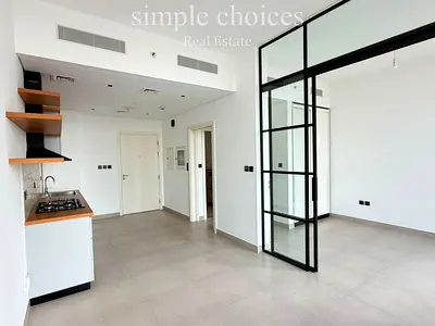 Exclusive | Bright & Spacious Unfurnished 1BR