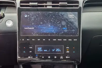 صورة 14 لـ 2022 Hyundai TUCSON