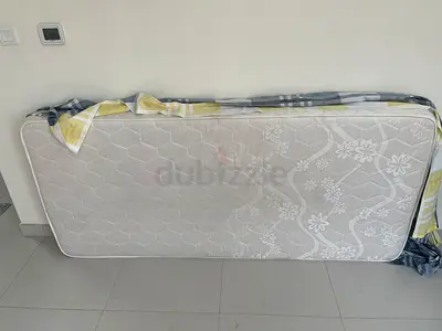 Single/Single-side mattress in good used condition