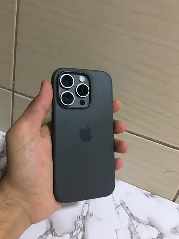 Iphone 15 pro 256gb good condition