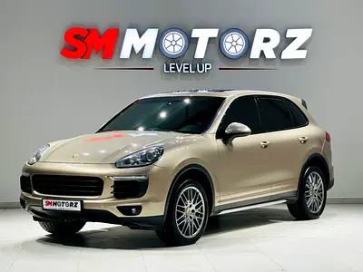 2016 Porsche CAYENNE 照片 2
