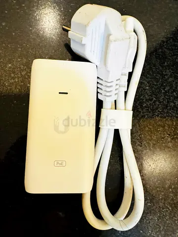 Ubiquiti PoE Injector (24V) with EU Power Cable - Used