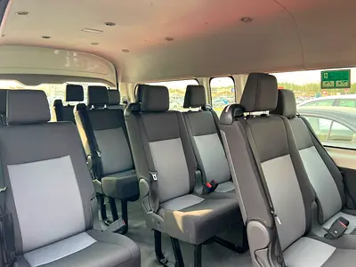 2025 Toyota HIACE — миниатюра 12