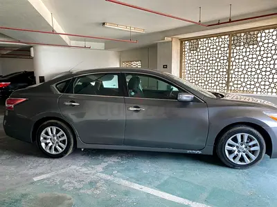 Reliable Nissan Altima 2015 S - Excellent Condition