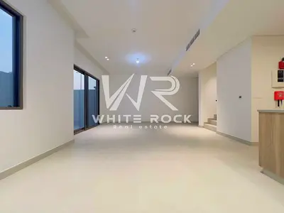 2BR Townhouse | Single Row | Great Community
