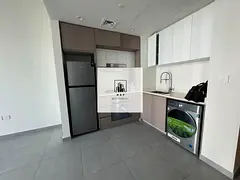Spacious luxurious lush 1bhk apartment with 2 bathrooms Balcony Kitchen appliances