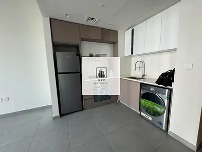 Spacious luxurious lush 1bhk apartment with 2 bathrooms Balcony Kitchen appliances