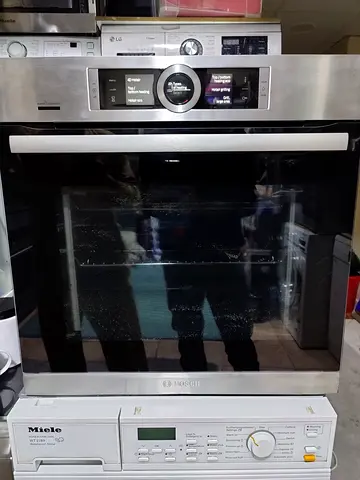 Bosch Built-in stainless steel electric oven 60cm