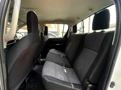 2021 Toyota HILUX — миниатюра 10