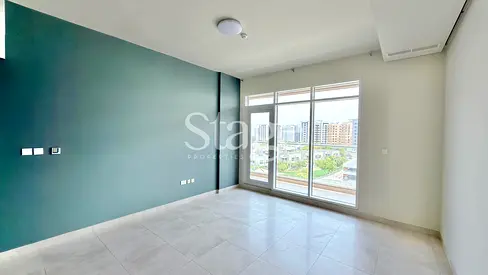 Spacious 2 BR with Balcony & Store Room