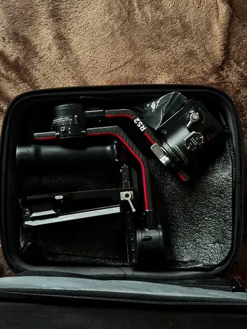 DJI RS 2 Gimbal Stabilizer – Complete Set with Original Carrying Case