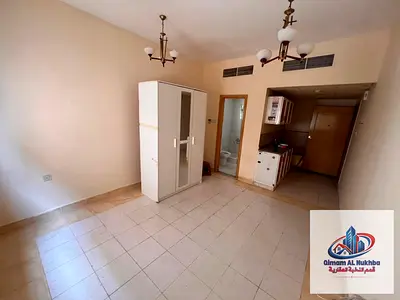 Spacious Studio for Annual Rent in Al Qulayaah Sharjah, Central AC and Gas, Fitted Kitchen, Wardrobes, AED 17,000 in 4 Easy Payments