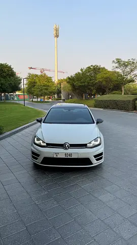 صورة 1 لـ 2017 Volkswagen GOLF R
