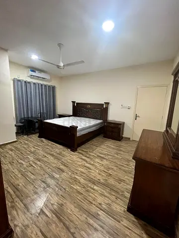 No comision! Family room for rent, near Al nahda metro station.
