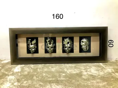 Mart gallery 4-masks wall panel