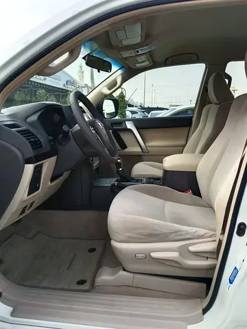 صورة مصغرة 5 لـ 2023 Toyota PRADO