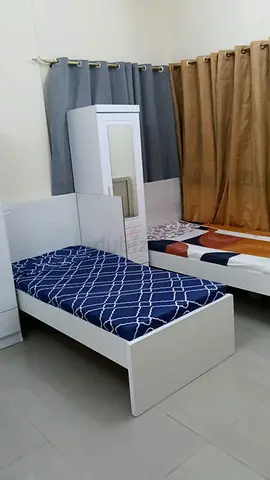 Private room available in Al nahada 1
