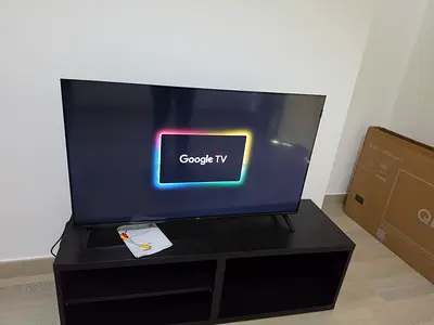 TCL 43 inches TV